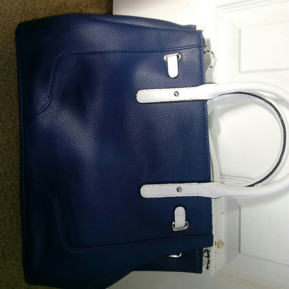 Blue Jones New York Handbag - Picture 4 of 5